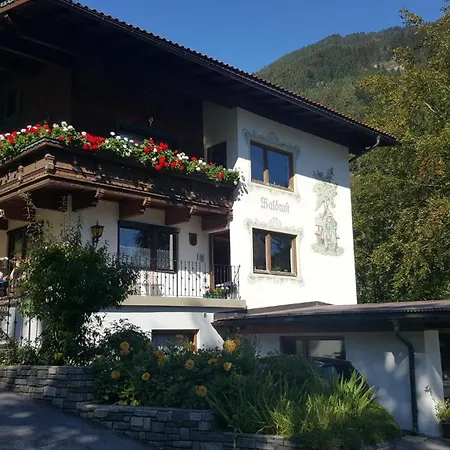 Waldrast, Haus